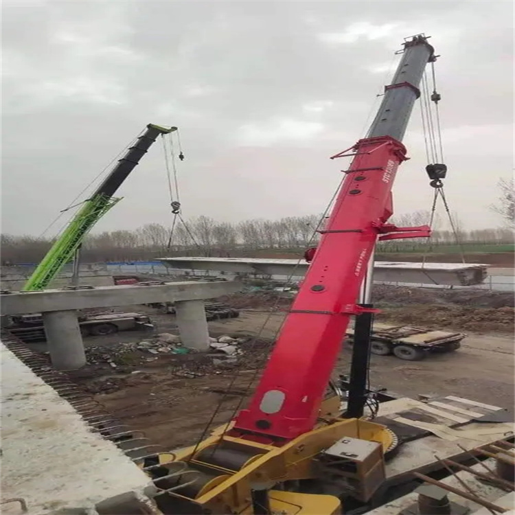 鼎湖钢构件起吊,吊点采用几点绑扎